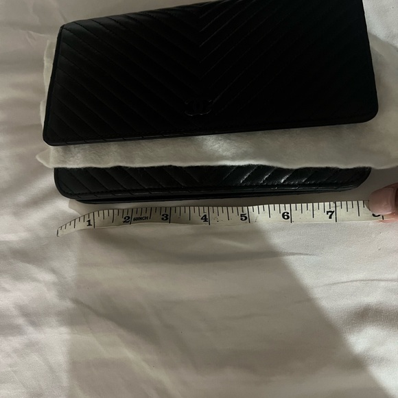 Chanel black on black wallet on a chain bag - Picture 8 of 15